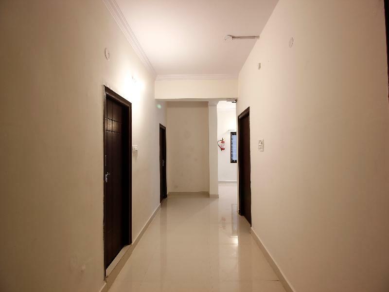 Hotel Oyo Silverkey 74581 Nallagandla Hyderabad Exterior foto